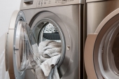 Instalarea maşinii de spălat rufe sau spălat vase